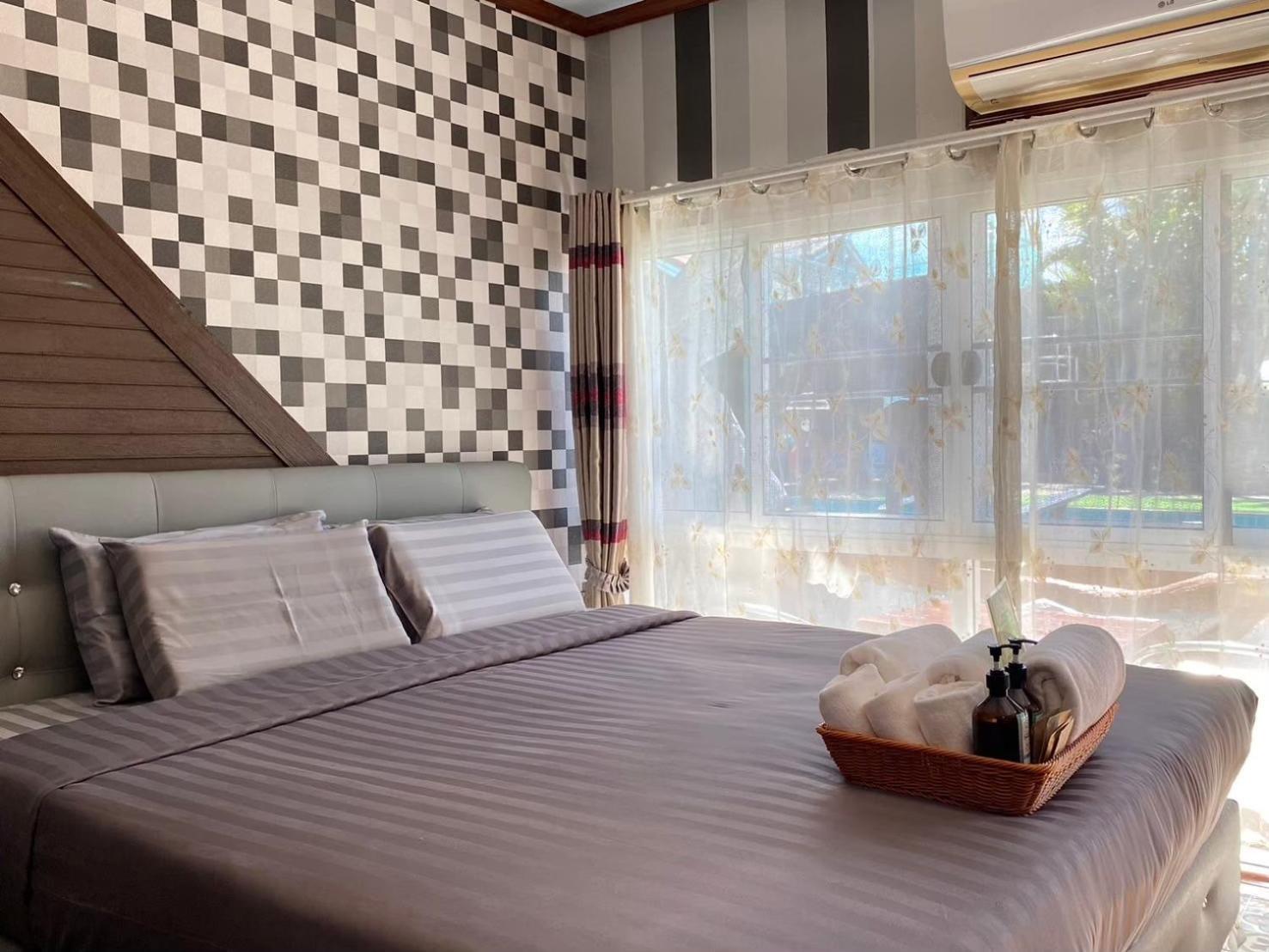 Suwanna Riverside Chainat Ngoại thất bức ảnh