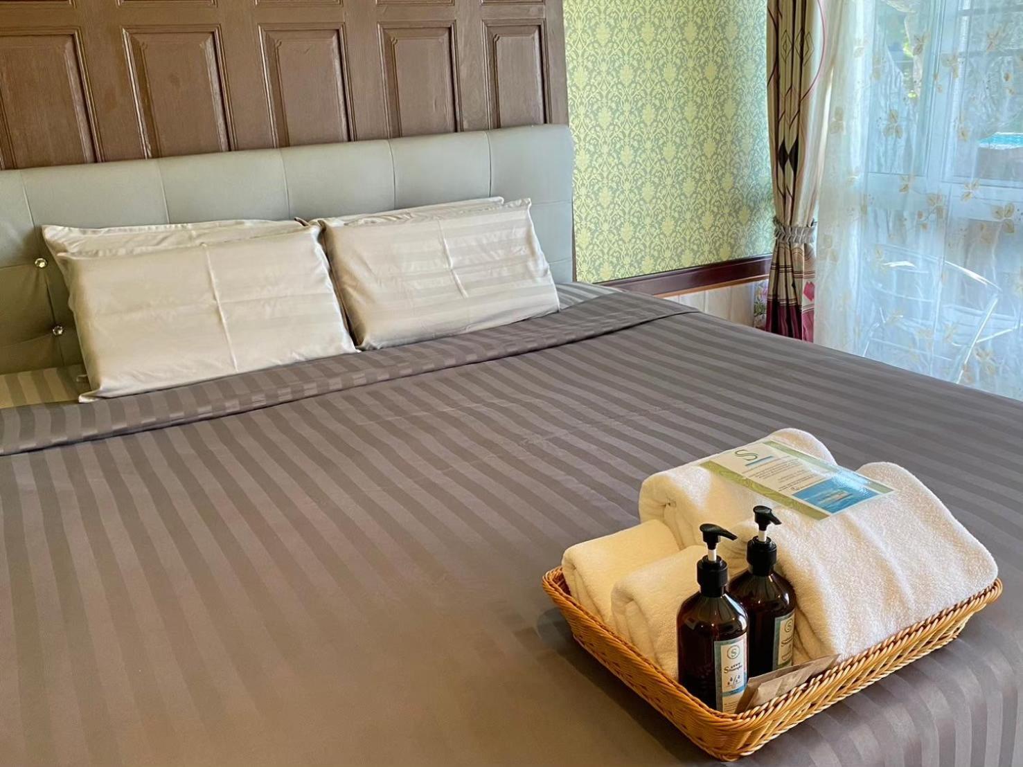 Suwanna Riverside Chainat Ngoại thất bức ảnh