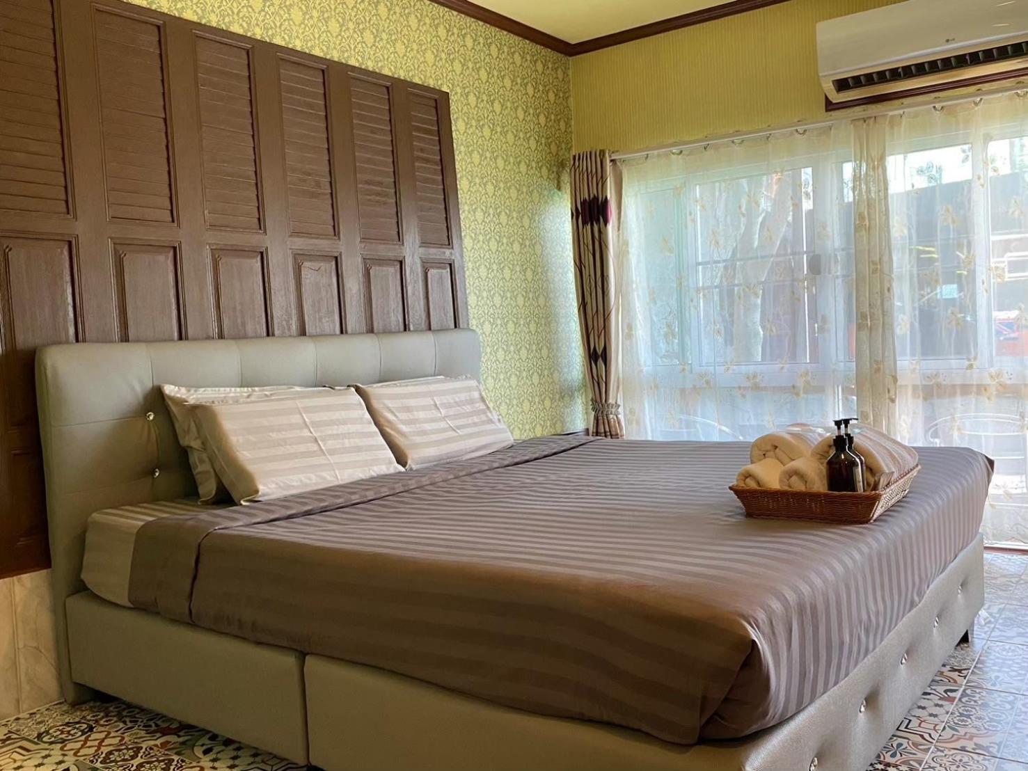 Suwanna Riverside Chainat Ngoại thất bức ảnh
