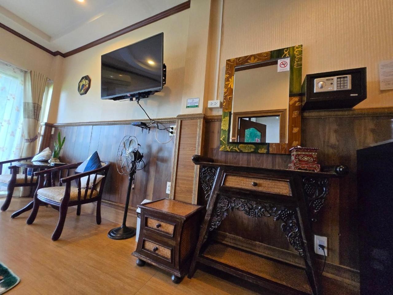 Suwanna Riverside Chainat Ngoại thất bức ảnh