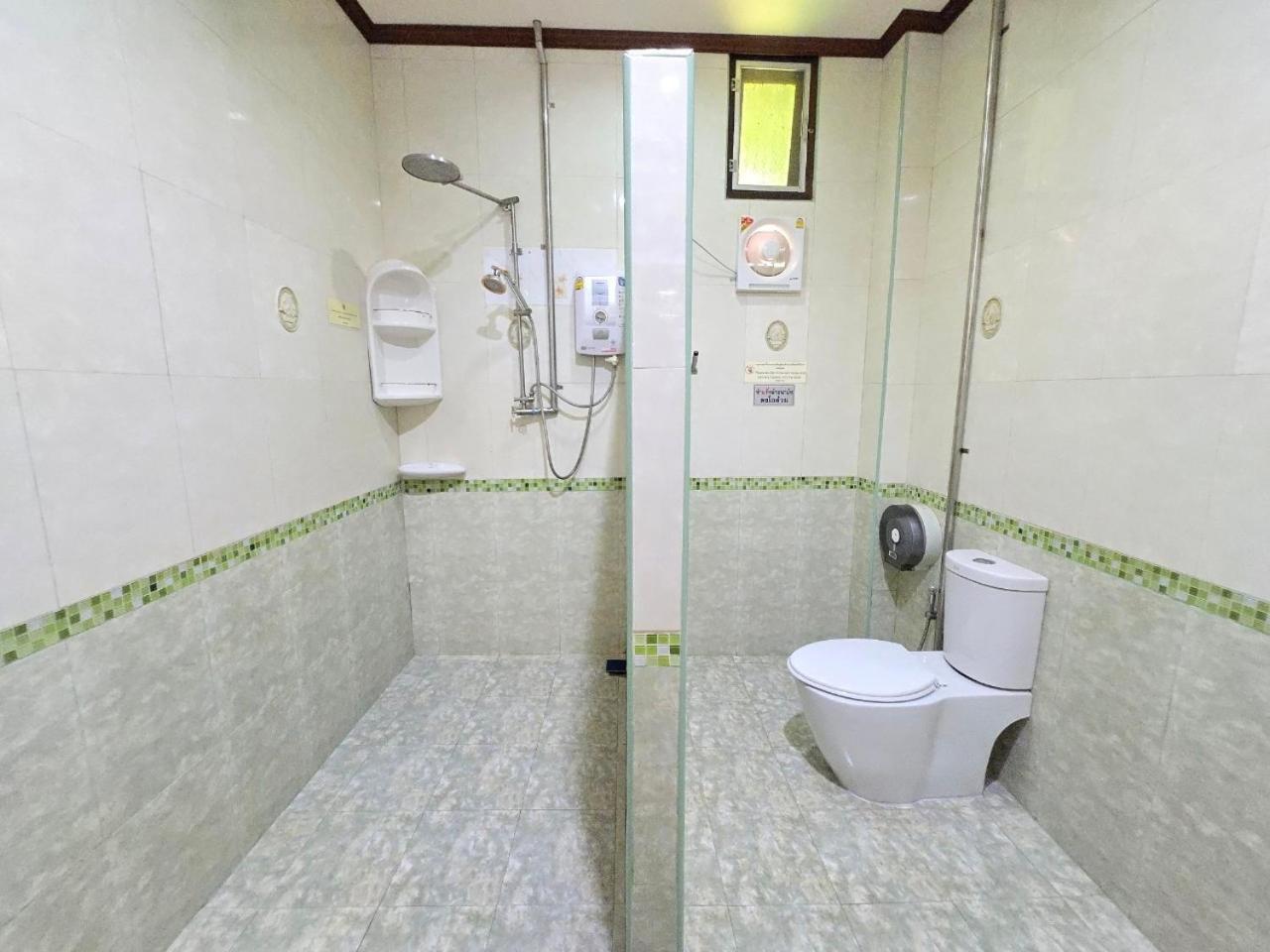 Suwanna Riverside Chainat Ngoại thất bức ảnh